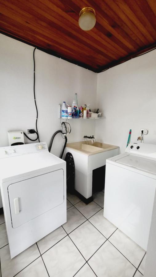Don Carlos Place Upper Unit Алахуэла Экстерьер фото